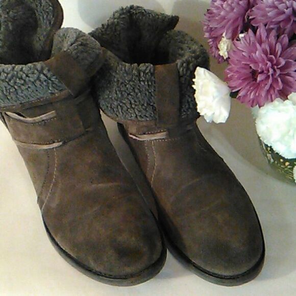 Buffalo London Boots  - Picture 1 of 10